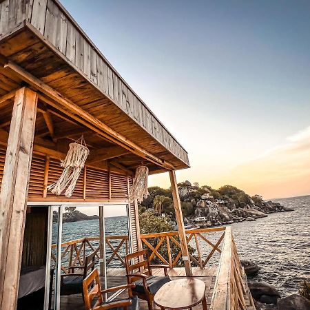 Single Cabin With Lake View 姆万扎 外观 照片