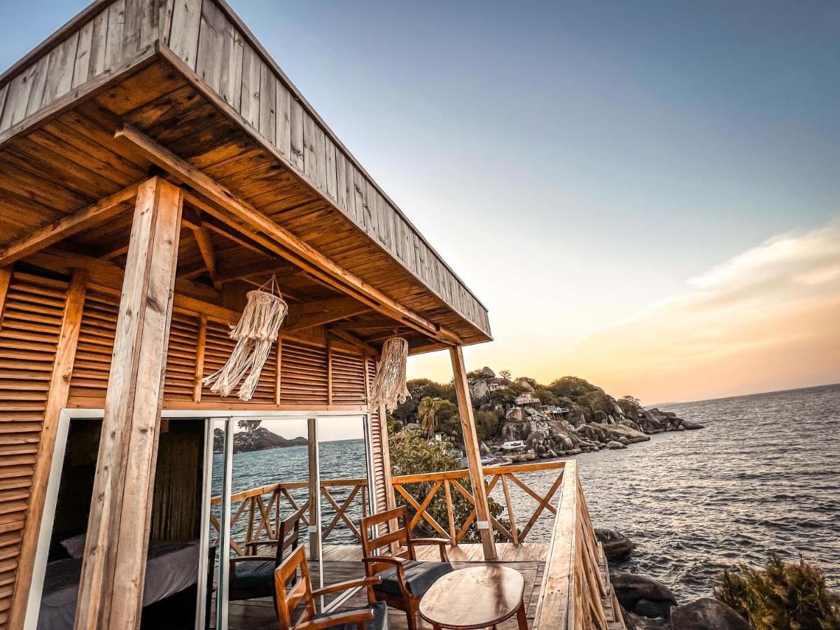 Single Cabin With Lake View 姆万扎 外观 照片